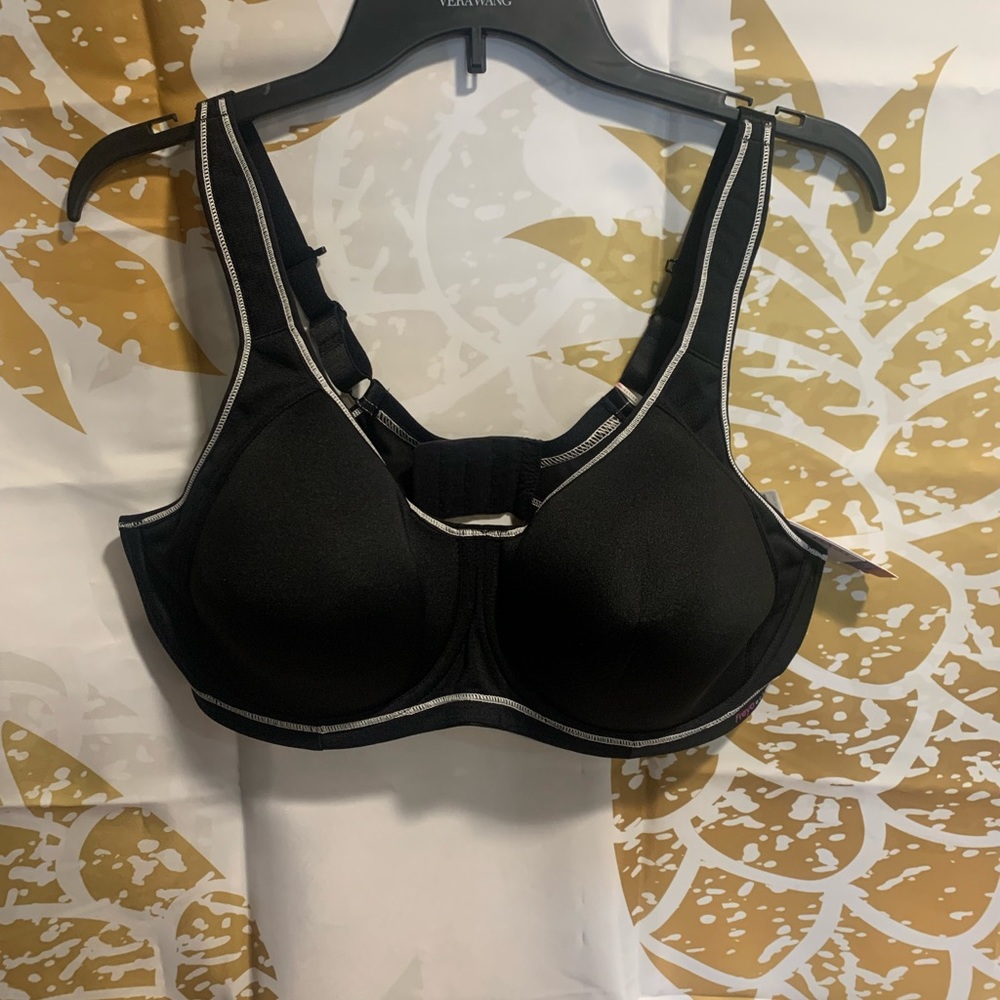 Plus size sports bra